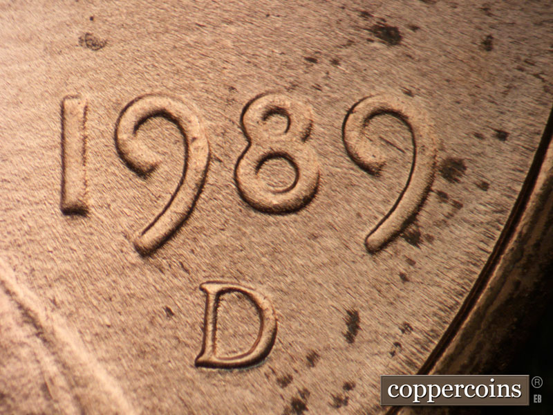 Die-stage B marker on 1989D•1DR•009 (1989 Doubled Die Reverse).